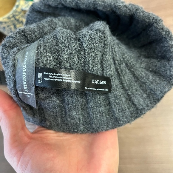 Anthropologie Pom Pom Beanie - Picture 4 of 4